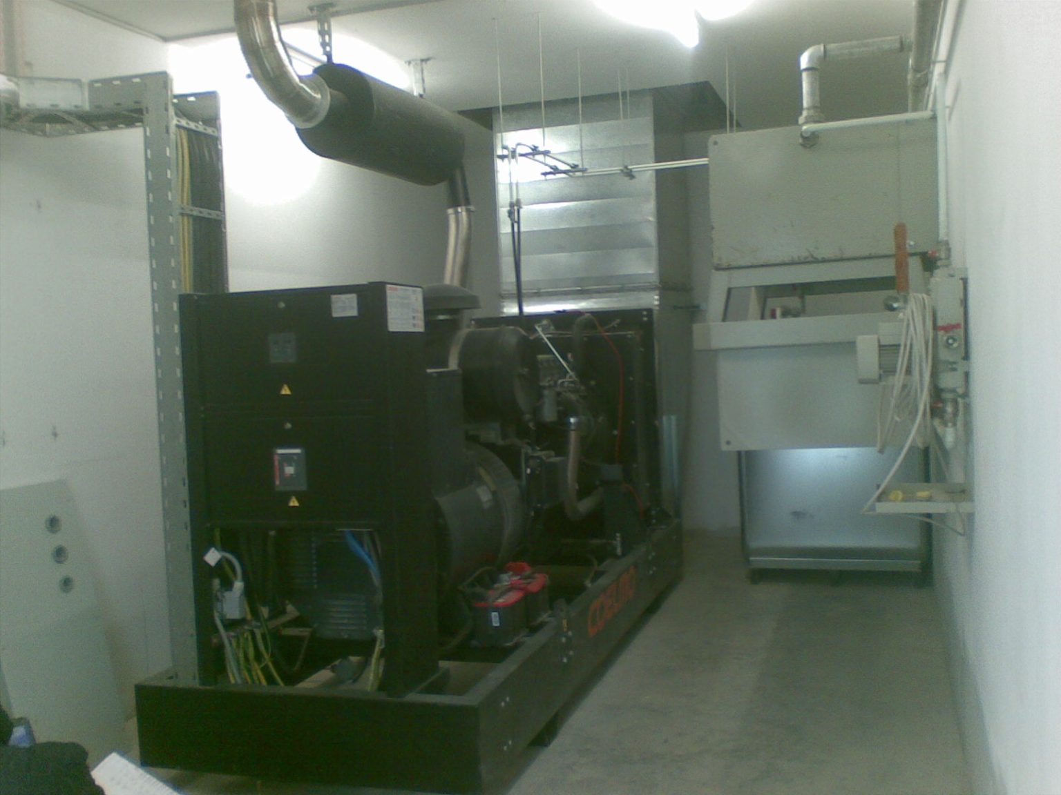 Grup_electrogen_400KVA_Kaufland.jpg